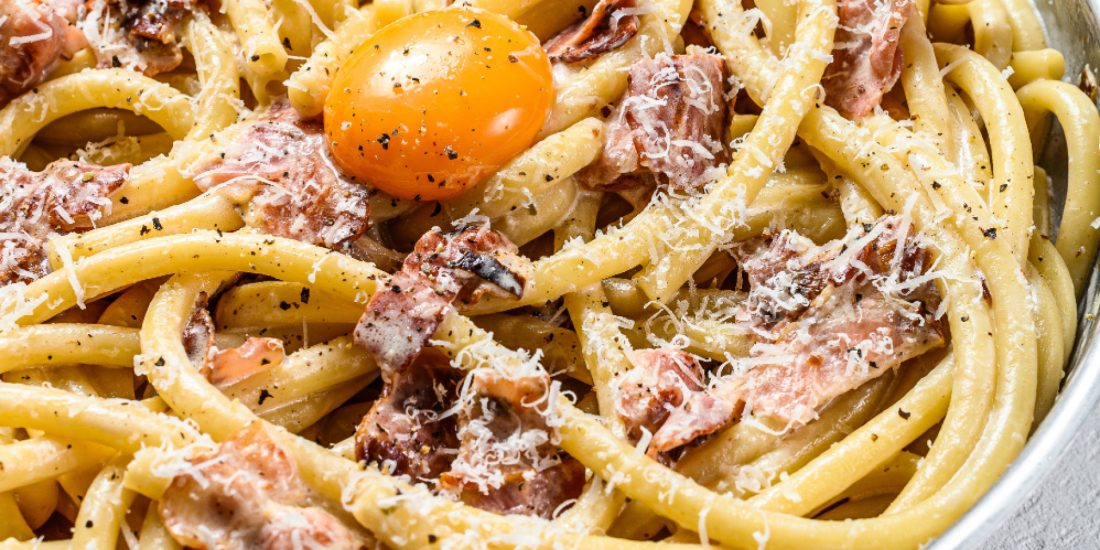 Tagliatelles carbonara : une tradition familiale à transmettre !